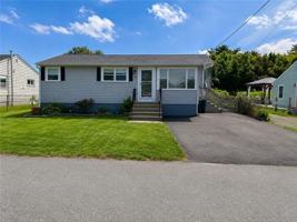 featured image of 26 Durkin Dr