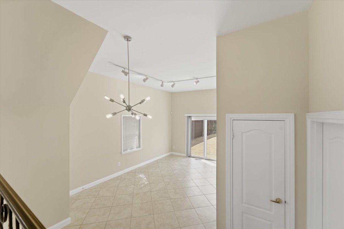 295 9th St - Photo 6 of 46