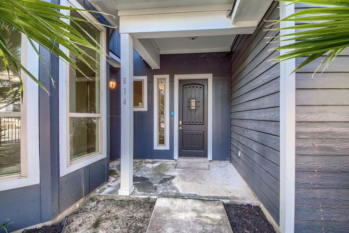 814 Poinsettia - Photo 5 of 31