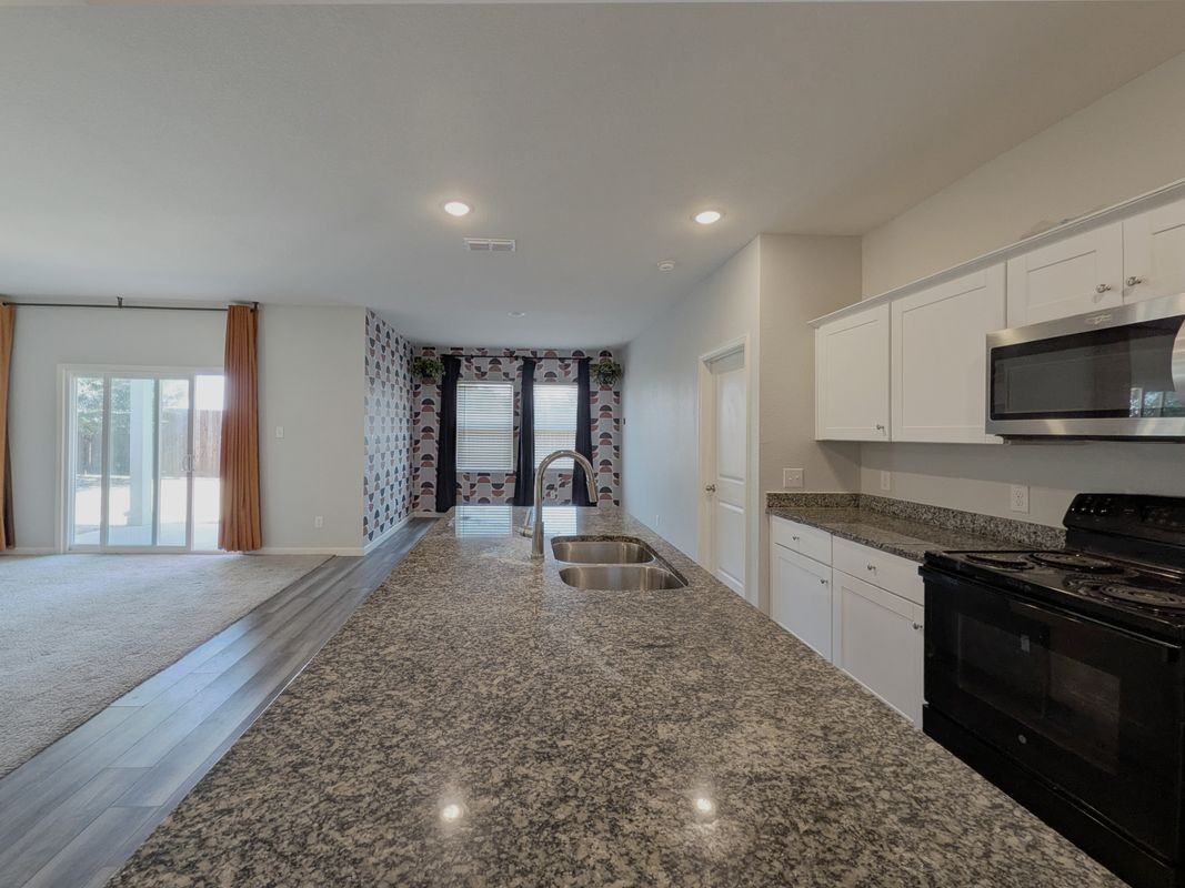 2905 Aspen Dr - Photo 6 of 25