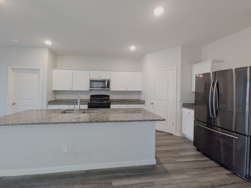 2905 Aspen Dr - Photo 7 of 25