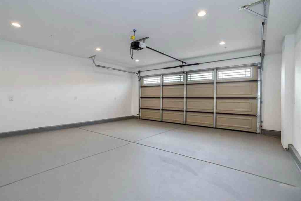 1033 S Bonnie Beach Pl - Photo 3 of 13