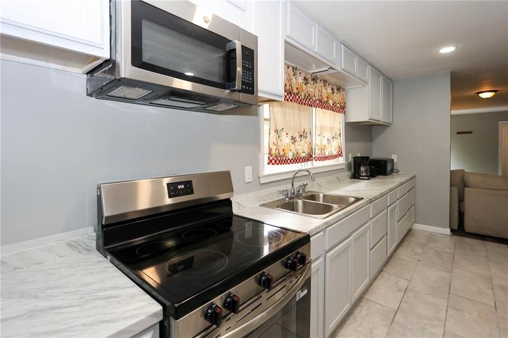 224 Chappell Rd Nw - Photo 3 of 11