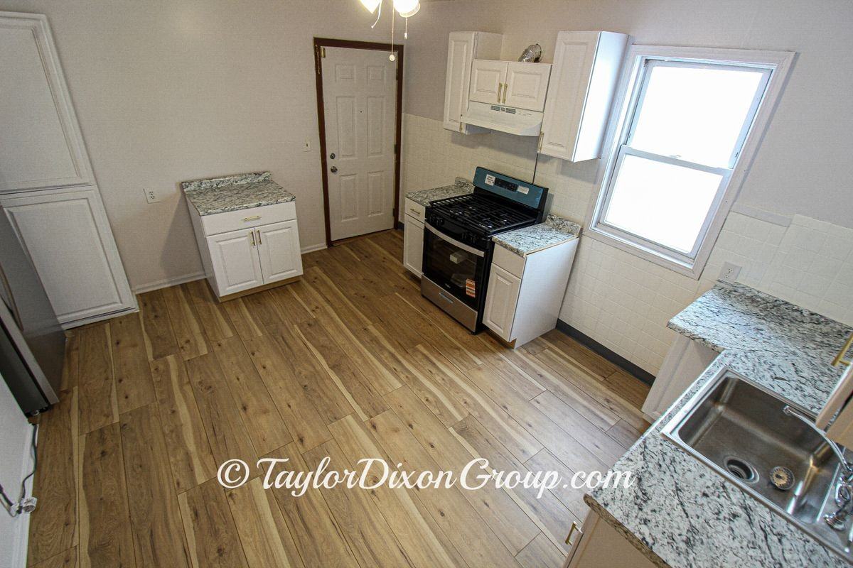 4339 S Hermitage Ave - Photo 3 of 19
