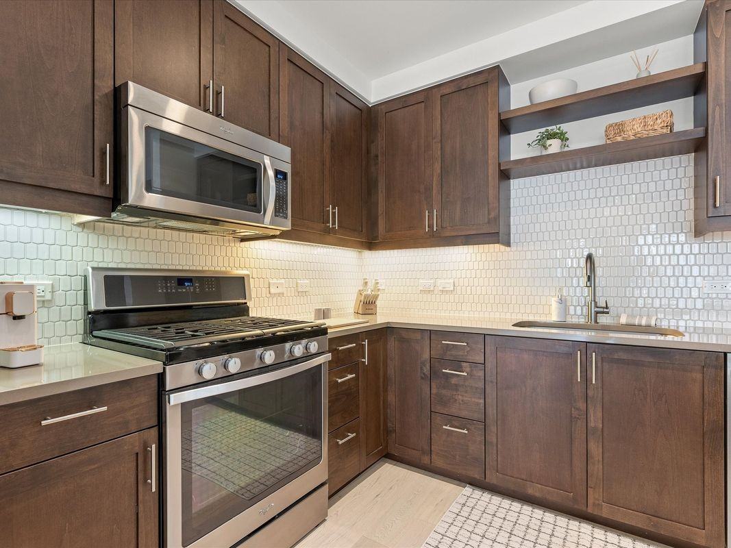 3301 Arapahoe Ave - Photo 4 of 31