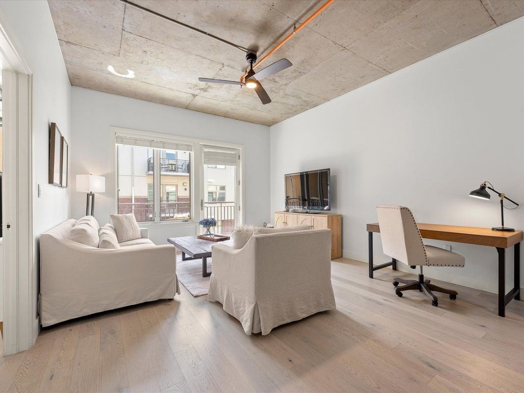 3301 Arapahoe Ave - Photo 5 of 31