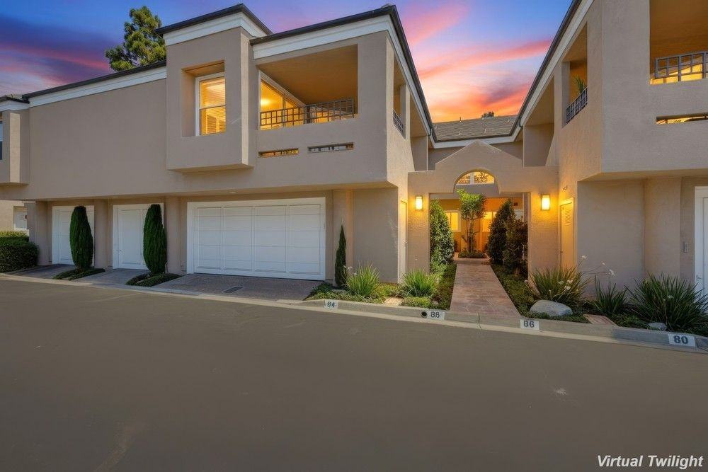 88 Baycrest Ct - Photo 2 of 33