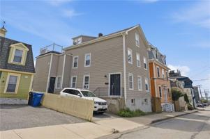 featured image of 19 Howard St ##3