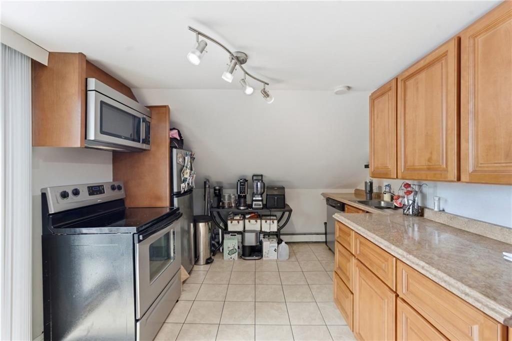 19 Howard St ##3 - Photo 4 of 13