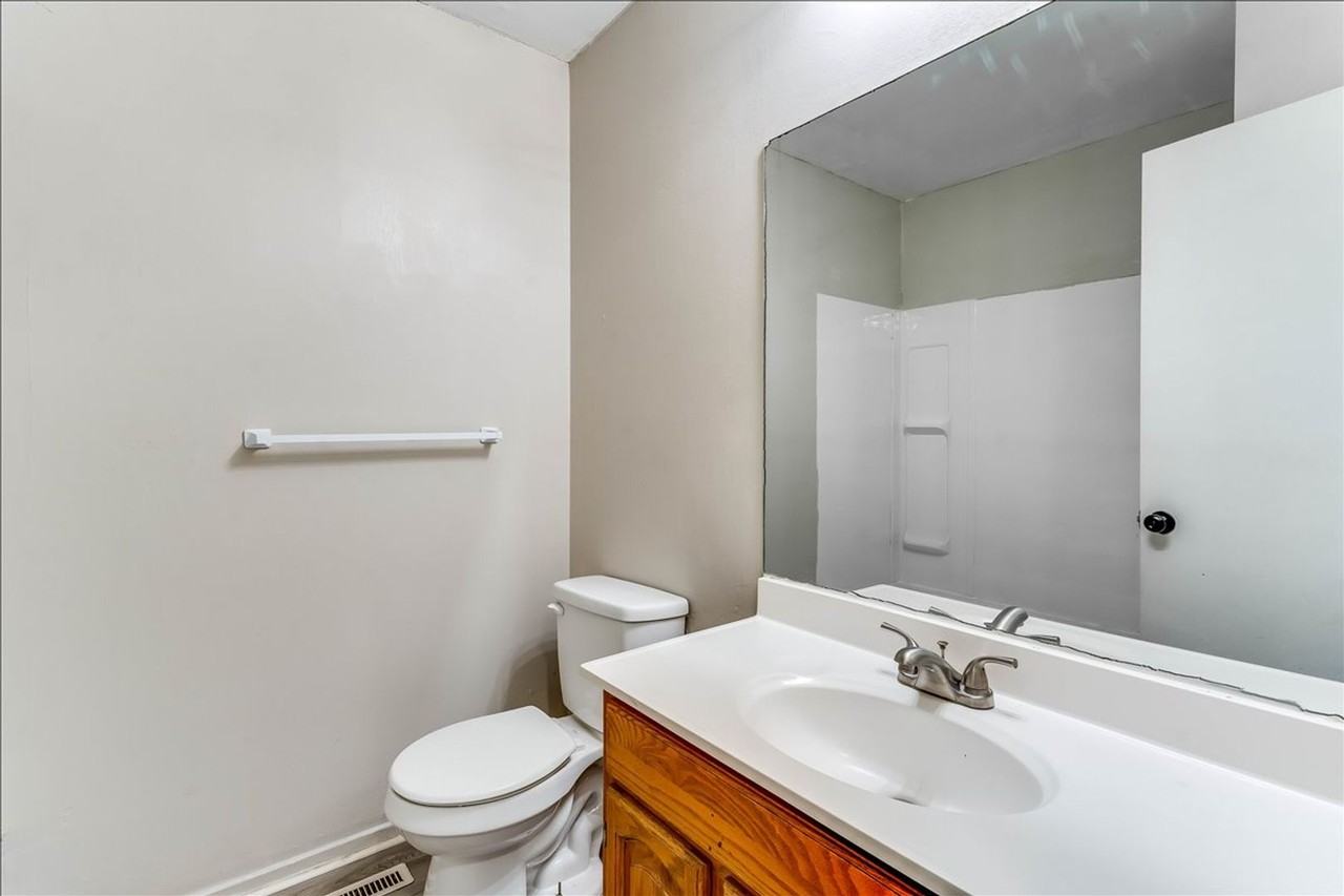 3216 W 27th St S - Photo 7 of 16