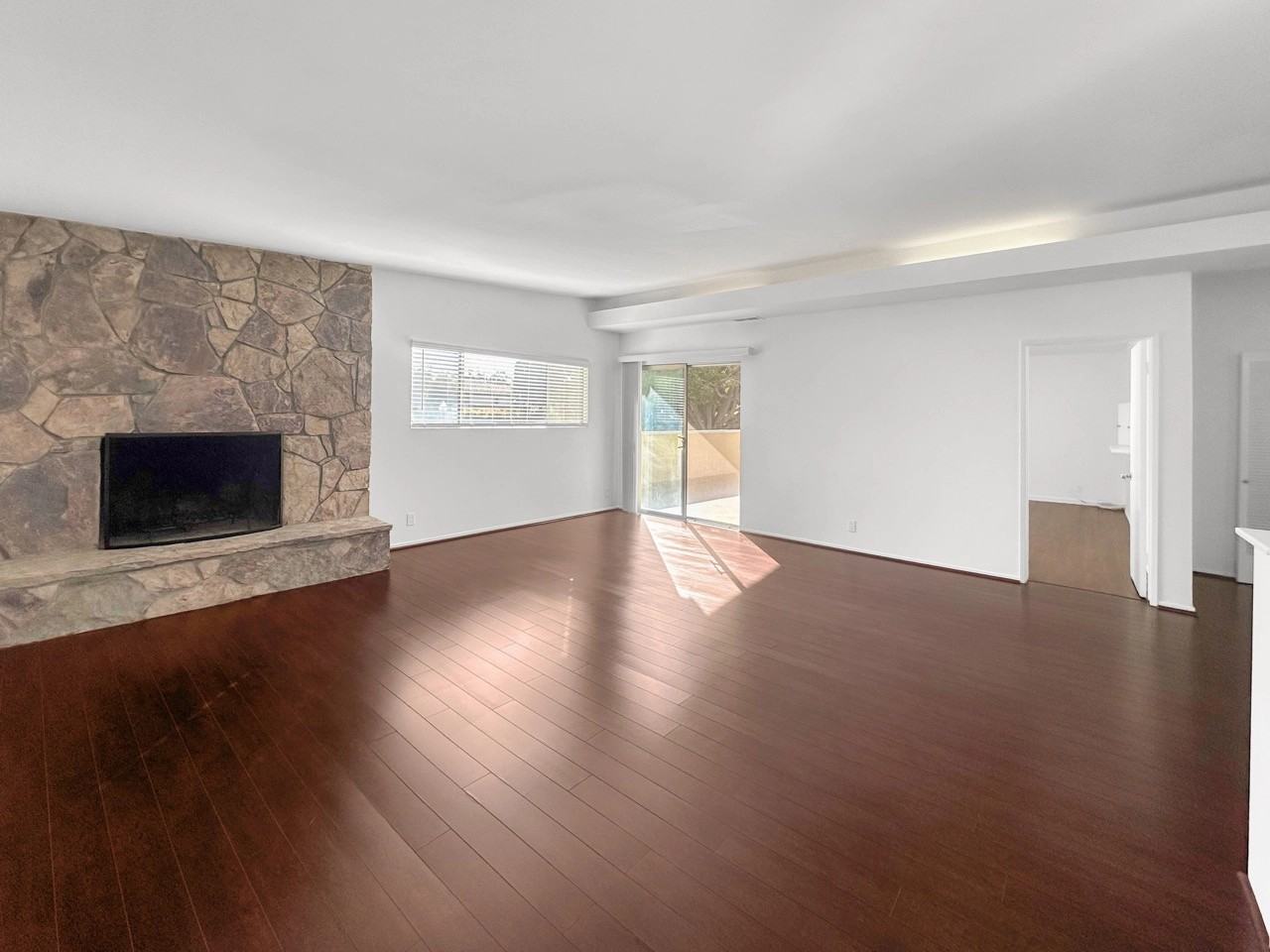 1115 Princeton Street, - Photo 4 of 43