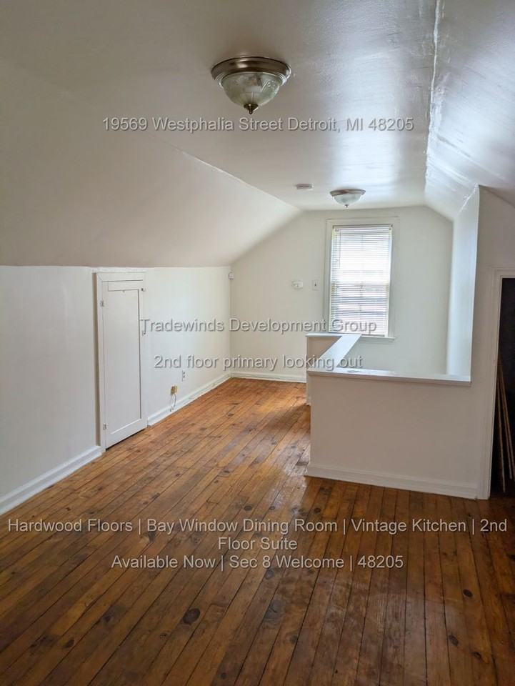 19569 Westphalia St - Photo 7 of 13