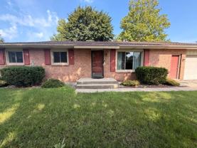 7865 Ridgewood Dr - Photo 1 of 1