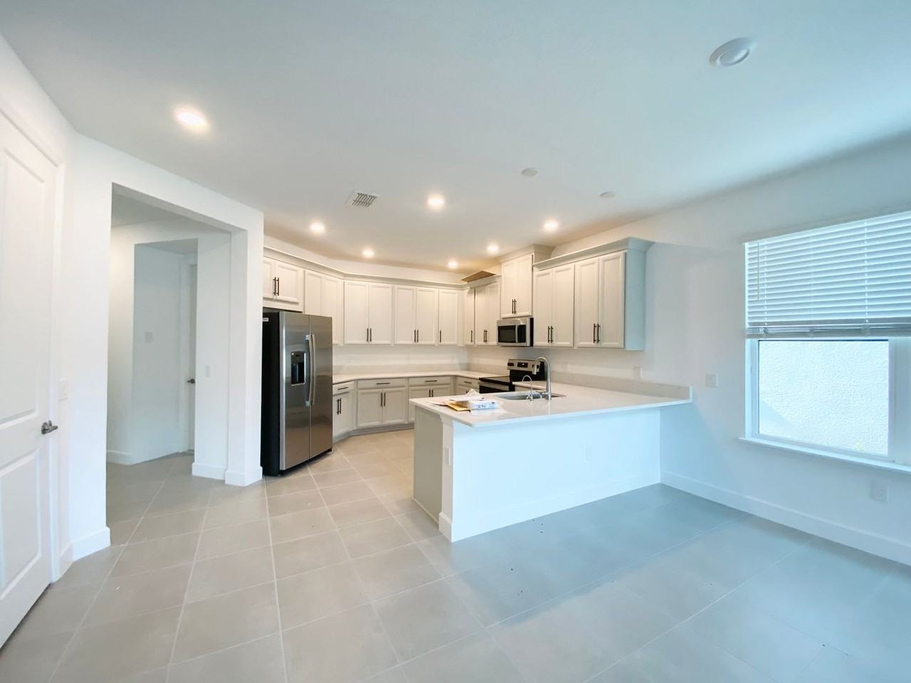 2348 Kestrel Perch Pl - Photo 4 of 40