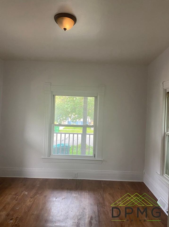 128 S Hosmer St #1 - Photo 4 of 17