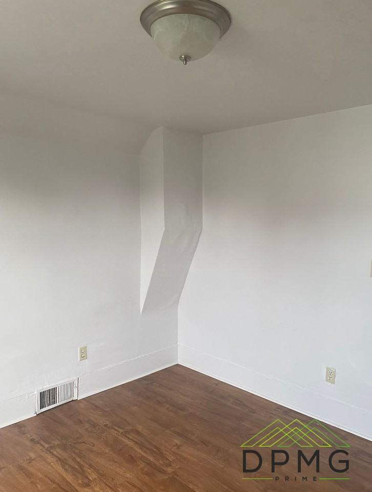 128 S Hosmer St #1 - Photo 7 of 17
