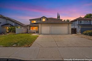 featured image of 880 Woodsong Ln
