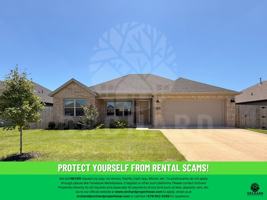 featured image of 1904 E Hudson Dr