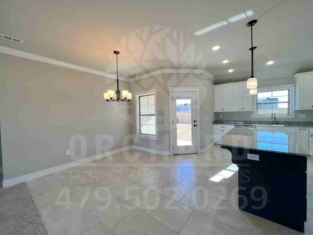 1904 E Hudson Dr - Photo 5 of 20