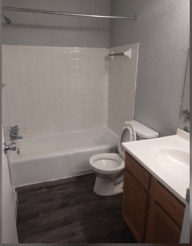 Old Orchard Apartments - Photo 2 of 17