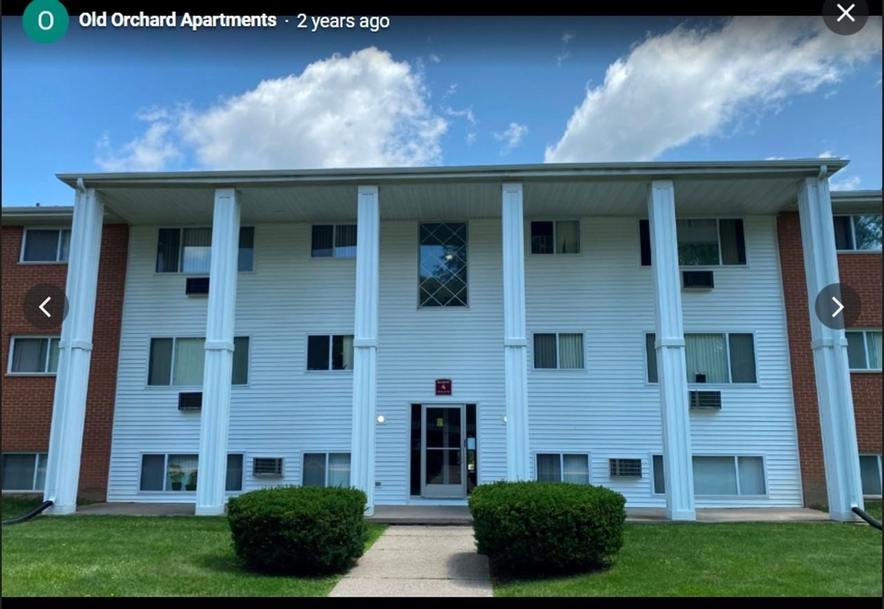 Old Orchard Apartments - Photo 7 of 17