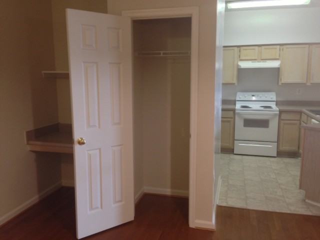 830 Beverley Dr #306 - Photo 2 of 11