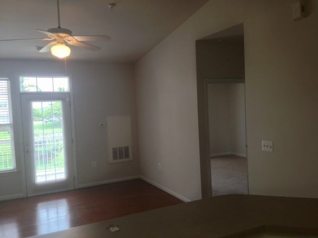 830 Beverley Dr #306 - Photo 5 of 11