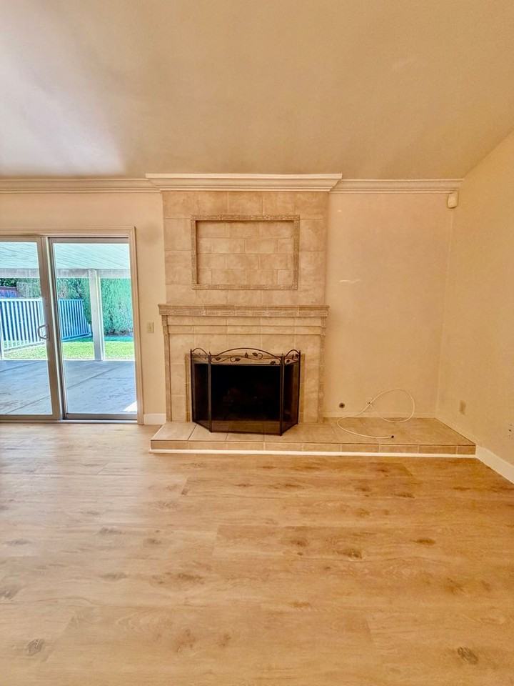 228 Eagleview Pl - Photo 4 of 29