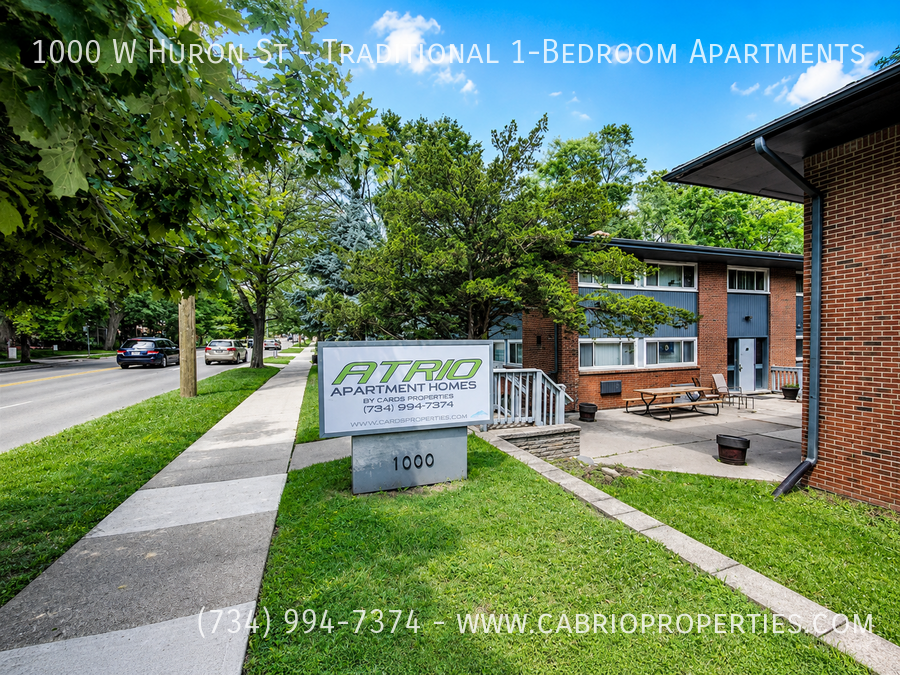 Atrio Apartments (1000 W. Huron) - Photo 2 of 26
