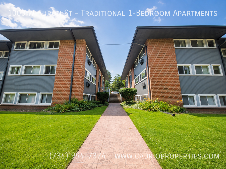 Atrio Apartments (1000 W. Huron) - Photo 5 of 26