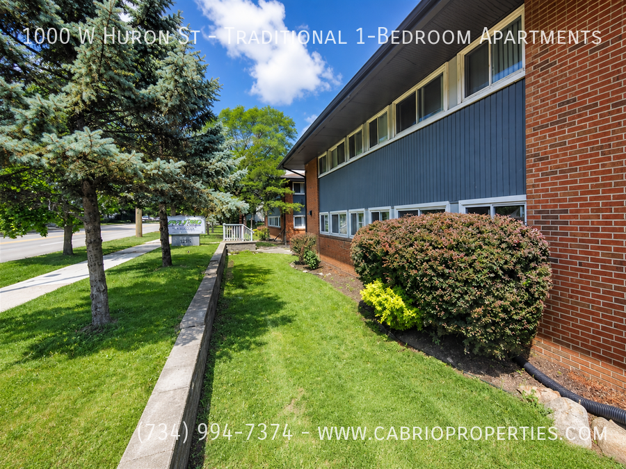 Atrio Apartments (1000 W. Huron) - Photo 6 of 26