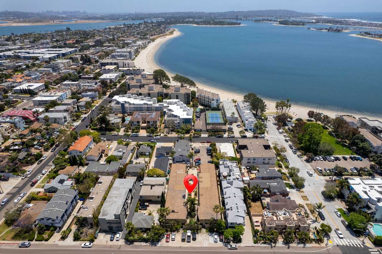 Sail Bay Apartments - Photo 2 of 14