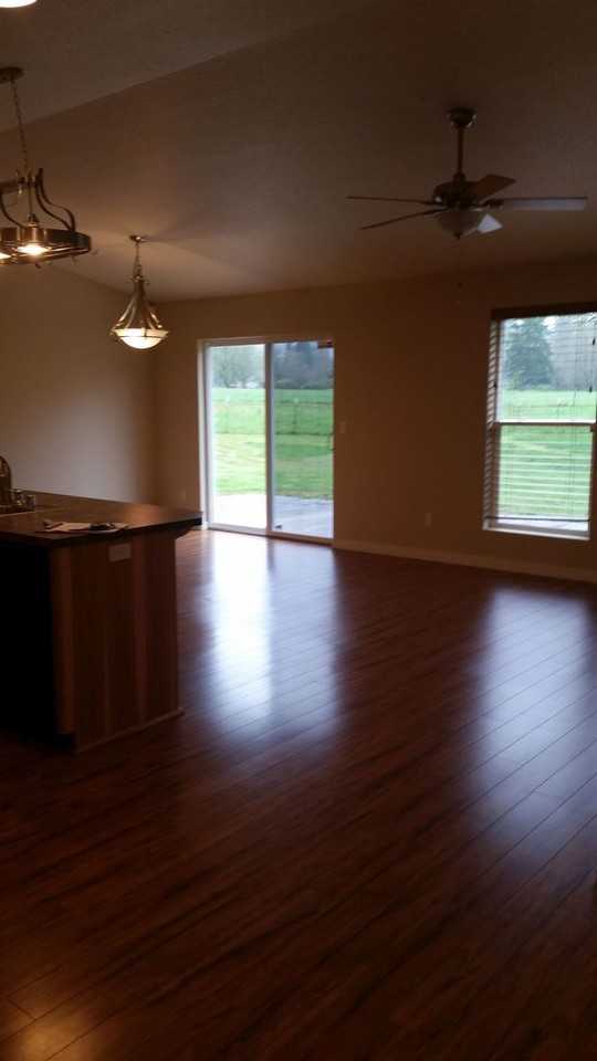 20405 Ne 83rd St - Photo 2 of 16