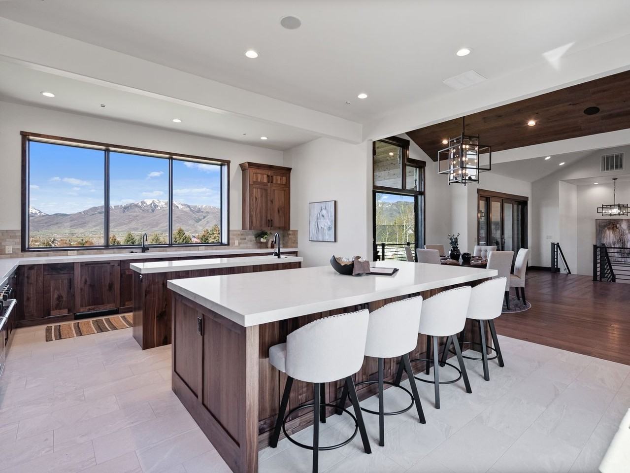 1075 N Oquirrh Mountain Dr - Photo 7 of 44