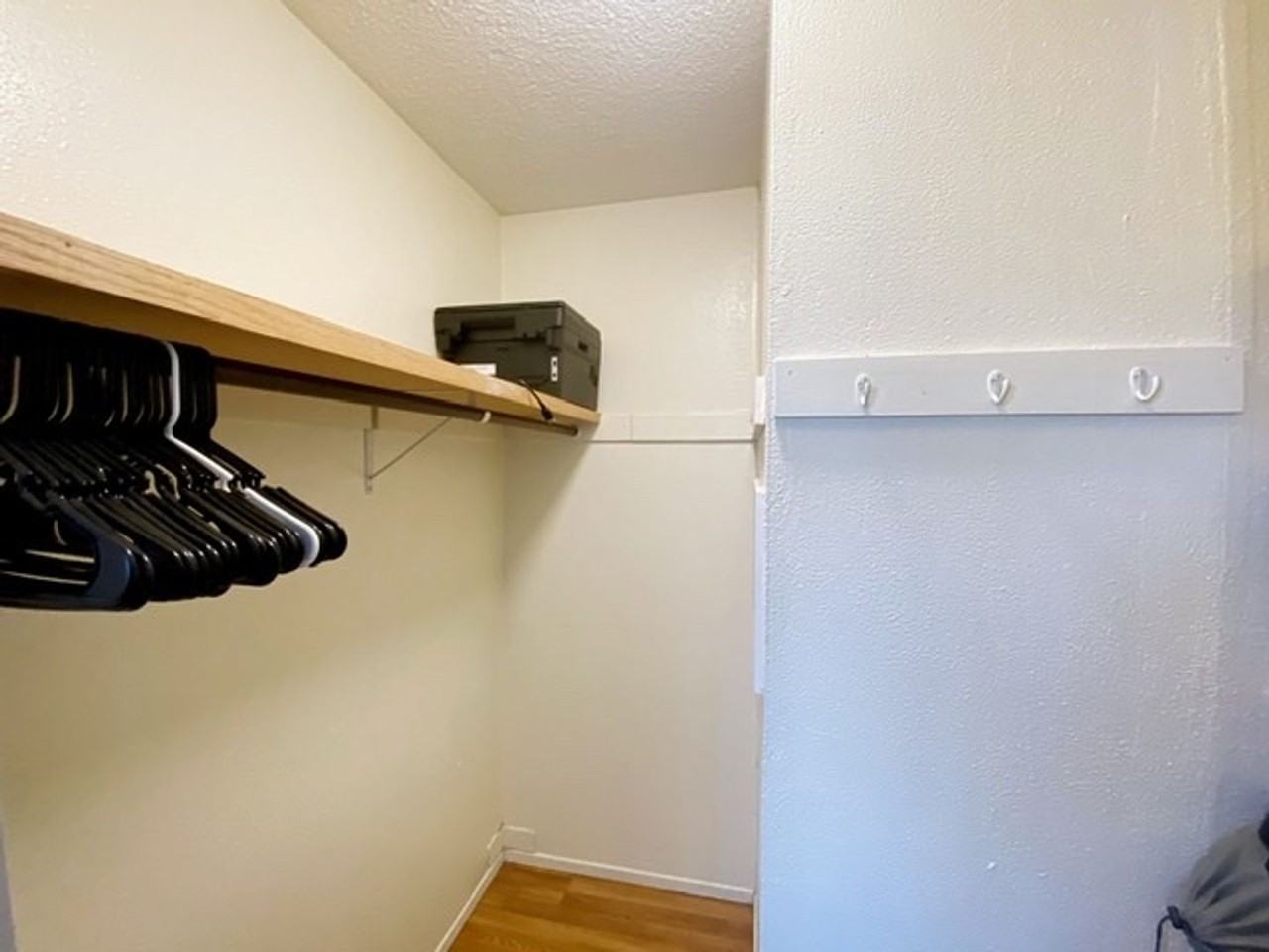 4660 Reka Dr ##D14 - Photo 3 of 28