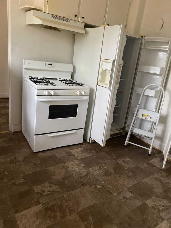 1511 Howard St - Photo 6 of 7