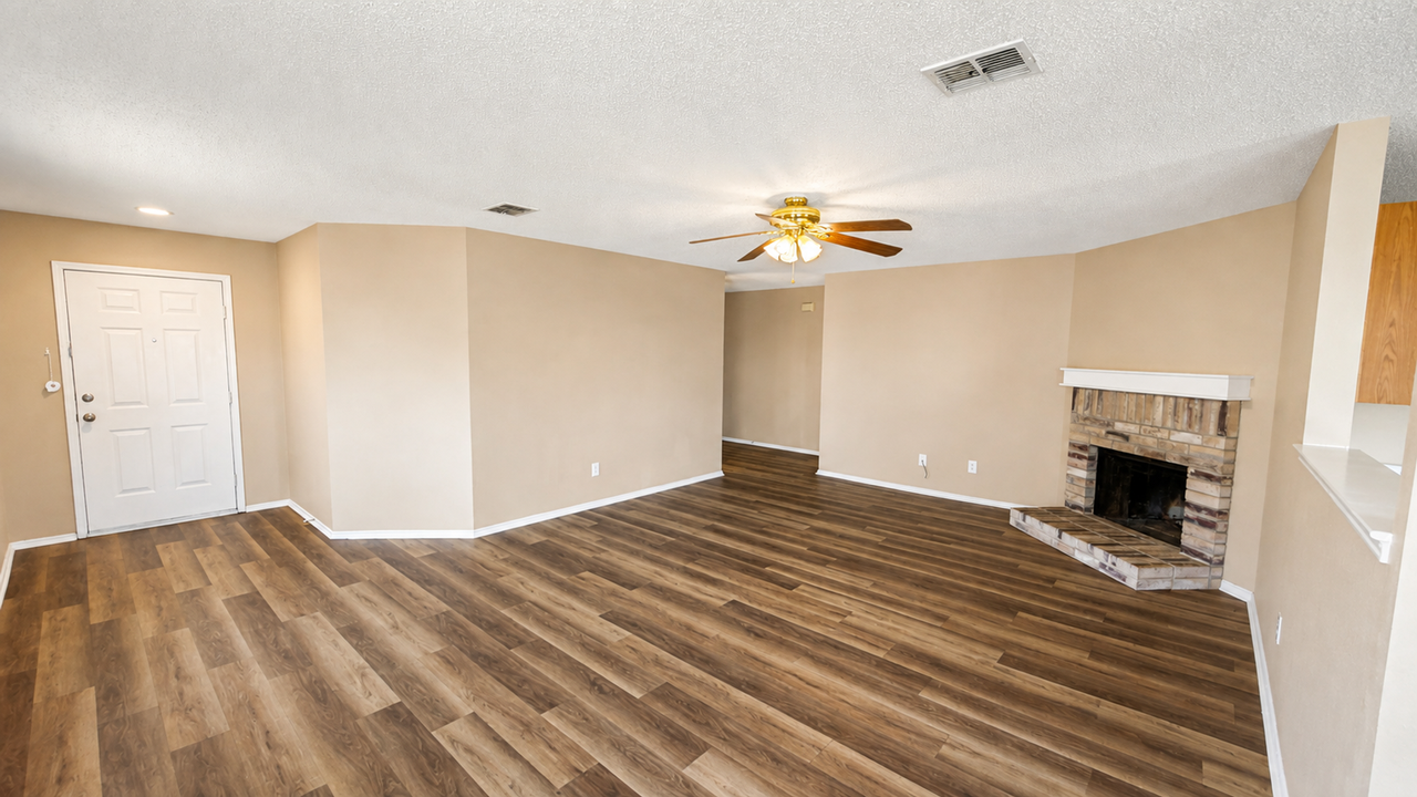 5405 Shiver Rd - Photo 7 of 36