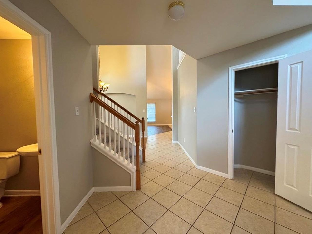 5305 Tamango Way - Photo 5 of 40