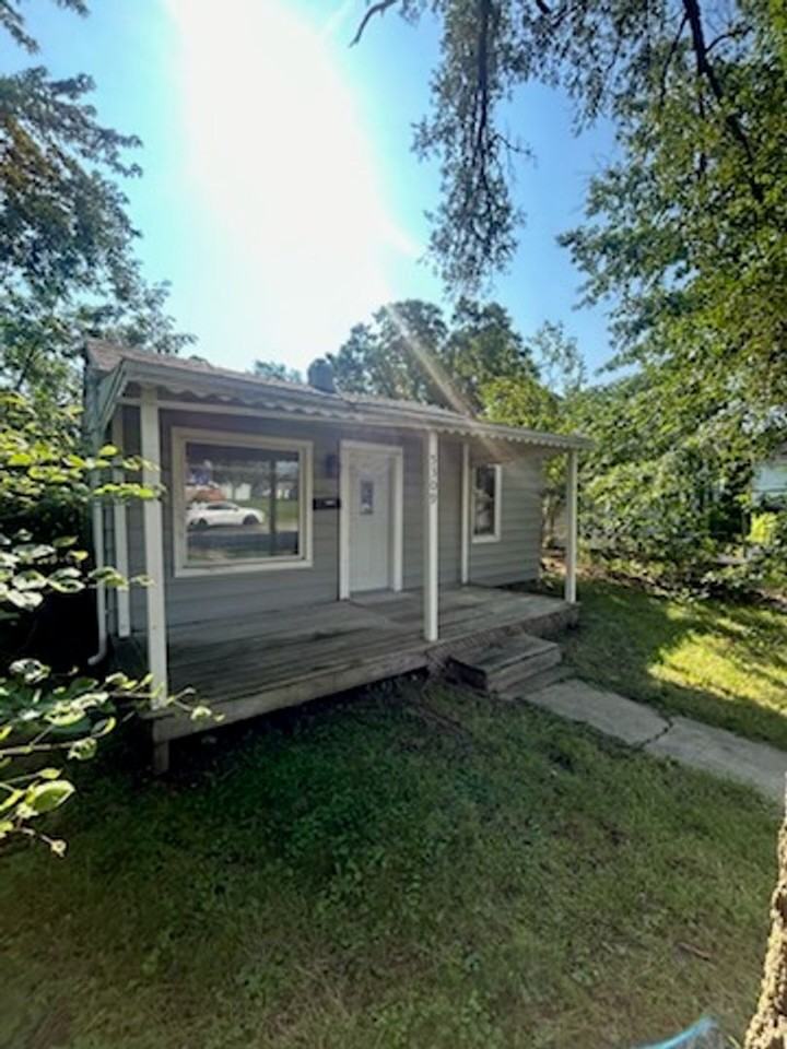 5309 Mcclellan St - Photo 5 of 6