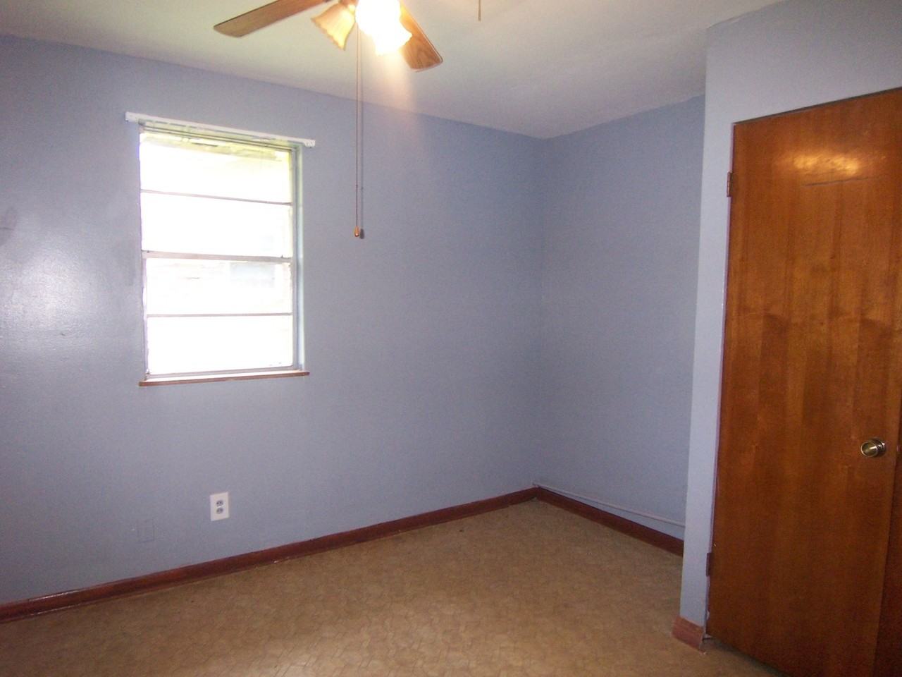 3226 Olcutt St - Photo 3 of 6