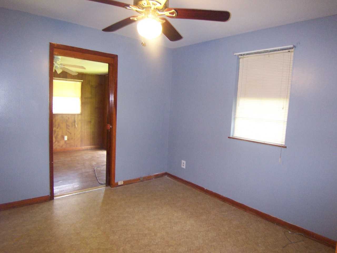 3226 Olcutt St - Photo 5 of 6