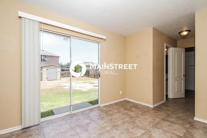 4431 Stetson Park - Photo 6 of 17