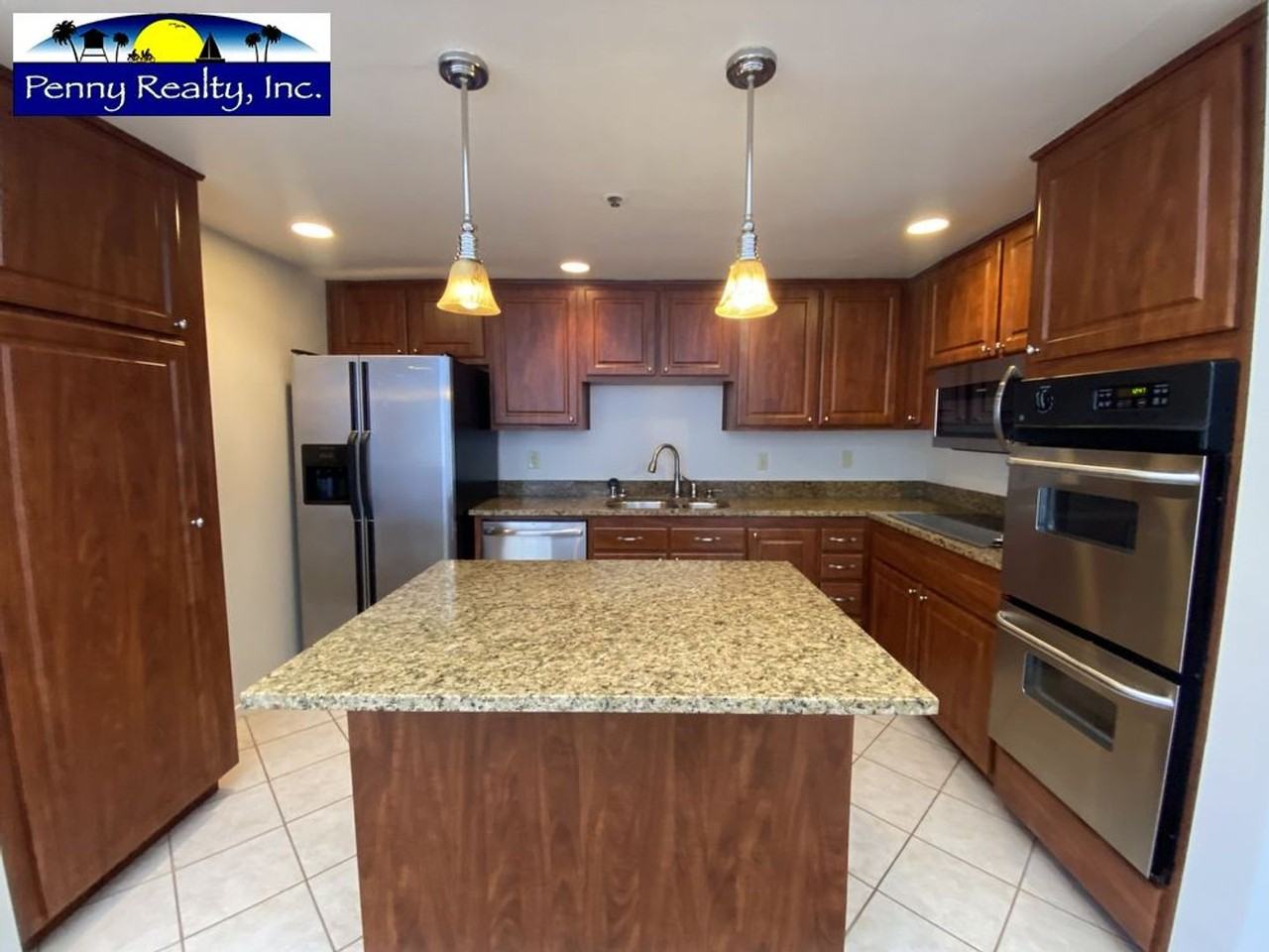4016 Gresham St #B4 - Photo 3 of 15