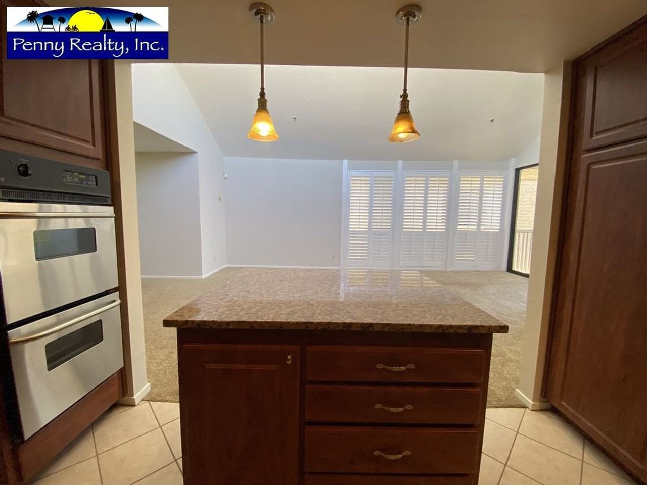 4016 Gresham St #B4 - Photo 5 of 15