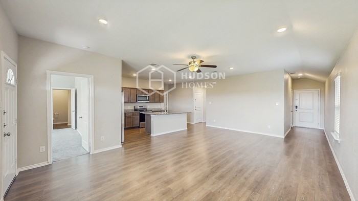 3102 Crane Dr - Photo 7 of 27