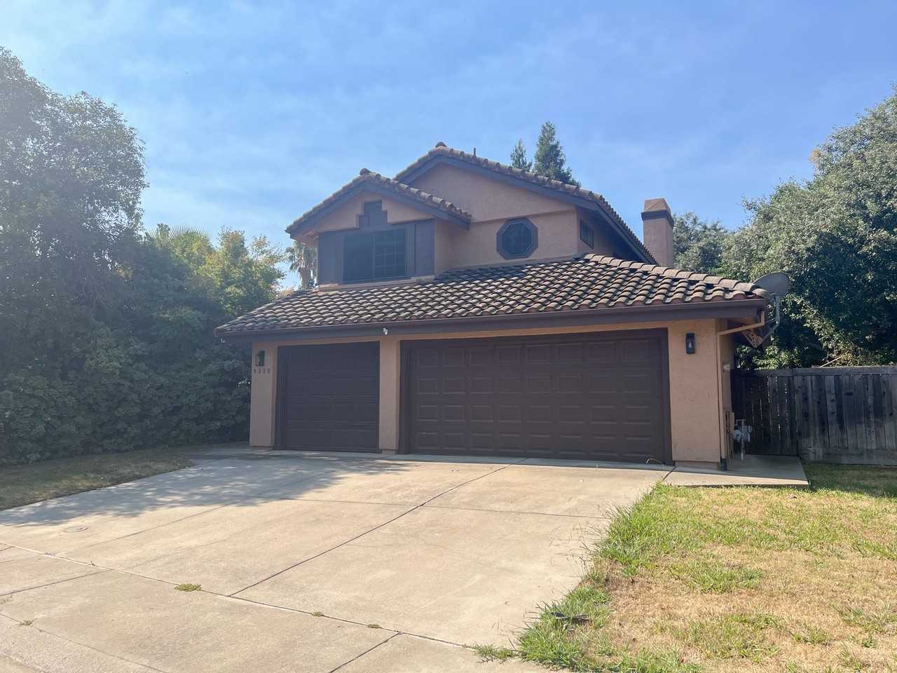 8330 Sea Island Ct - Photo 2 of 50