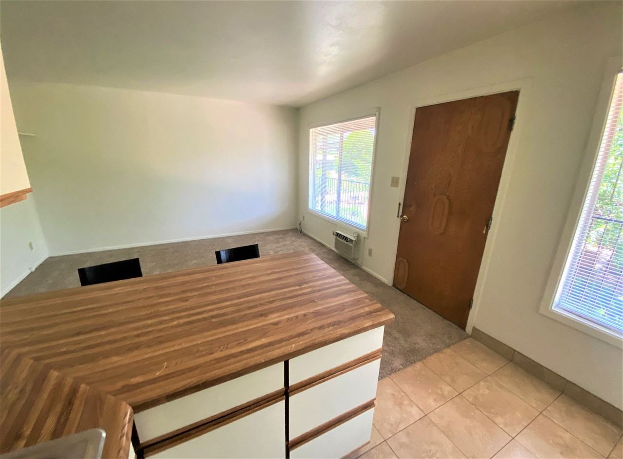 371 Cedar St #5 - Photo 5 of 13