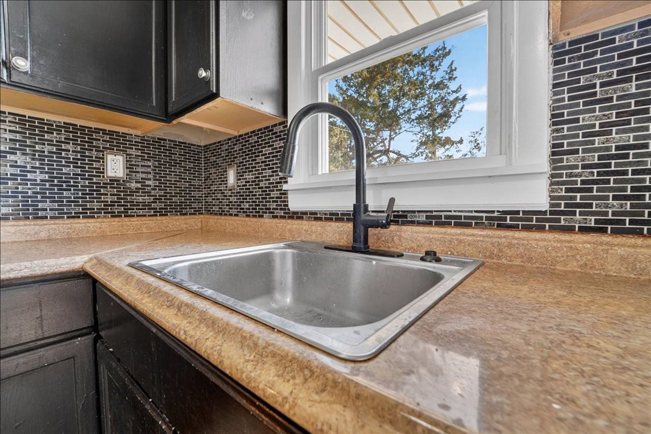 372 Clutts Rd - Photo 5 of 15