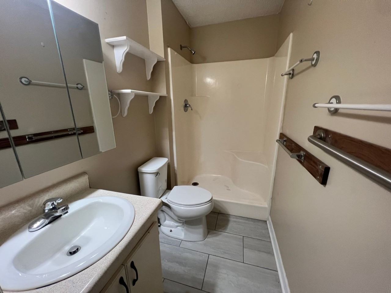 13847 Mariellen Rd Sw - Photo 3 of 9