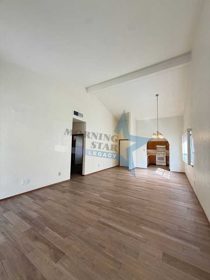 3120 Missouri Ave - Photo 4 of 29